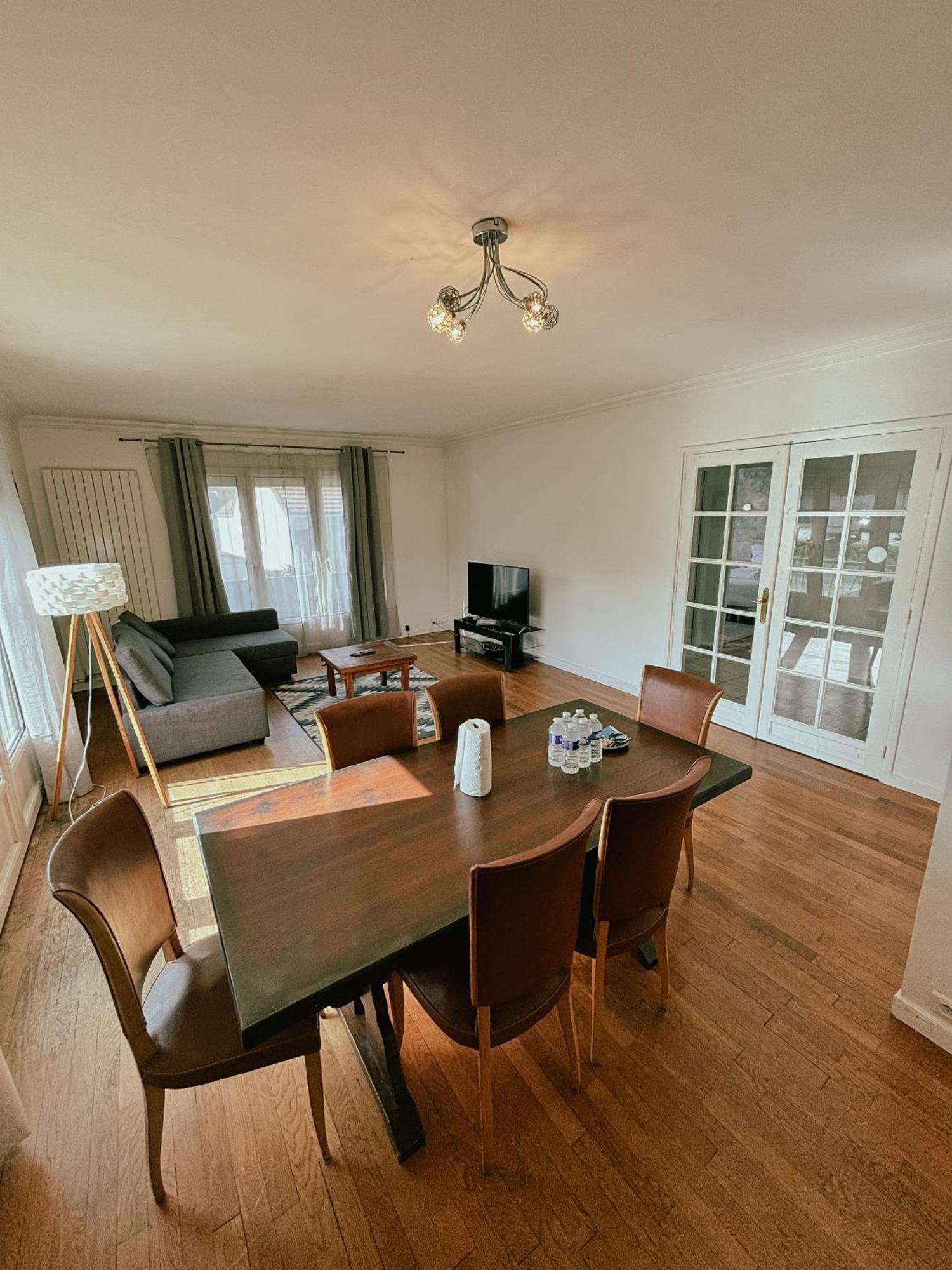 Duplex Avec Jardin - Proche Paris - Disneyland - Rer - Noisy-le-Grand Exteriér fotografie
